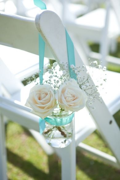 Outdoor flower arrangement at the Barn at Holly Farm